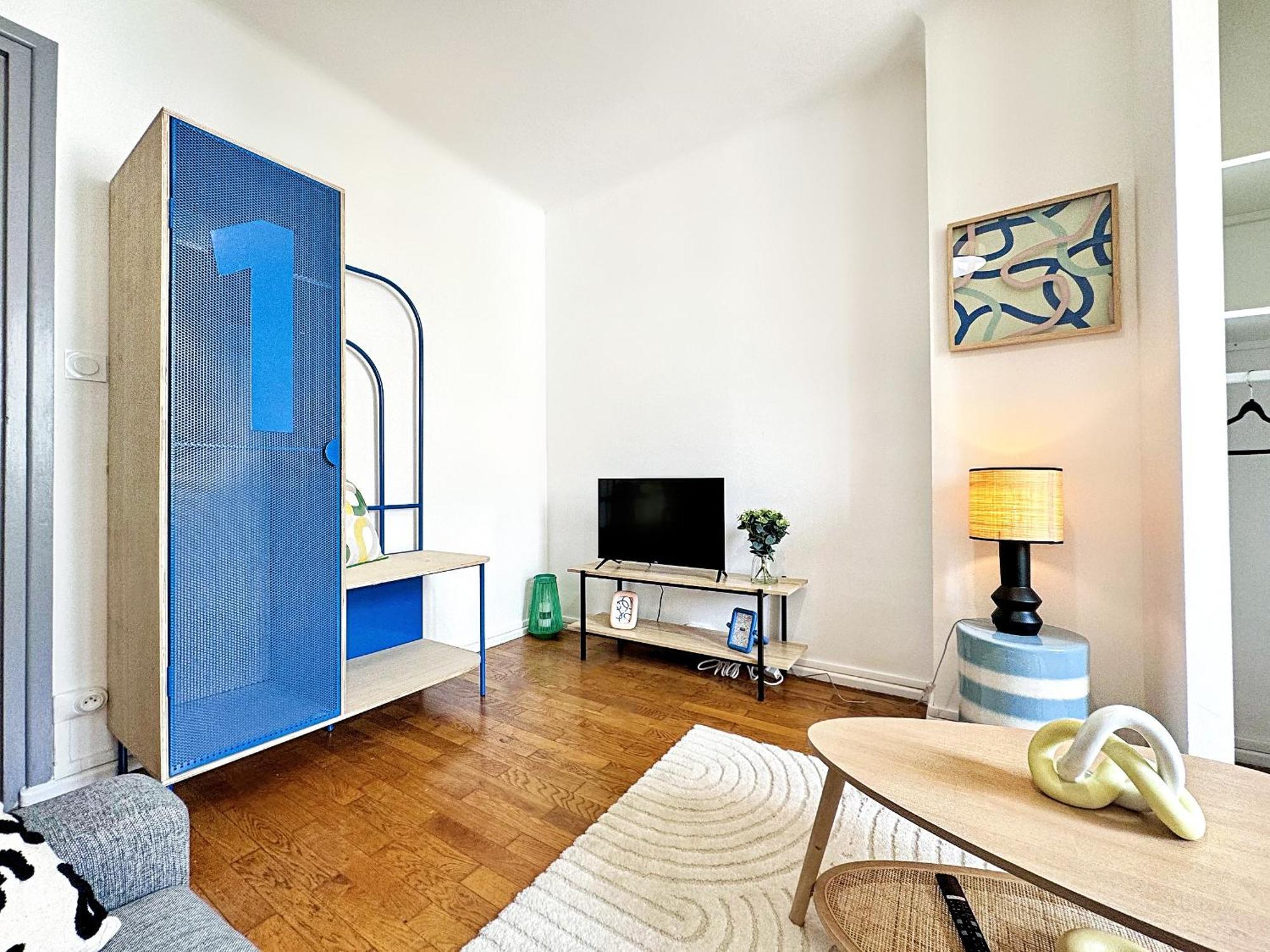 Suite Dounia Lyon Exterior photo